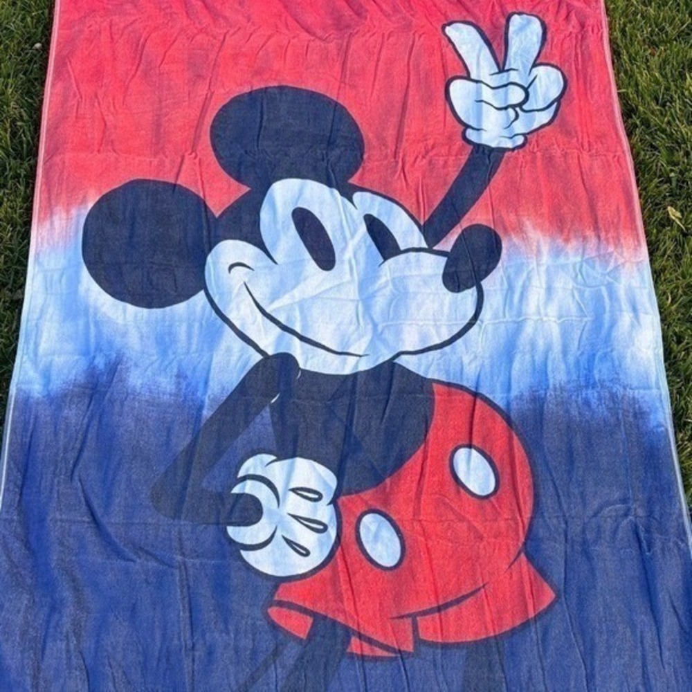 Disney Mickey Mouse Beach Towel America July 4th Summer Oversized 36" x 72" NEW - Picture 5 of 13